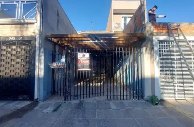 Casa à venda na Rua Luiz Stopinski, Cidade Industrial, Curitiba