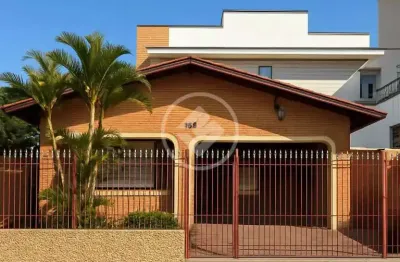 Casa 3 dormitórios 4 vagas na principal avenida de vinhedo codigo: 136796