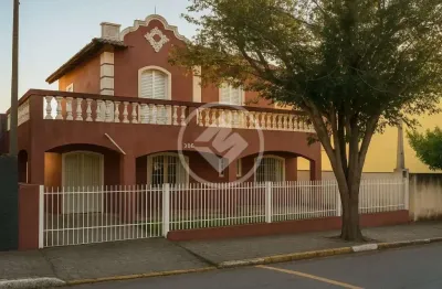 Casarão no coração de vinhedo – espaço e versatilidade para seu negócio codigo: 136497