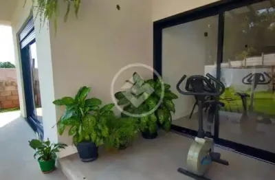 Elegante casa totalmente térrea em condomínio de alto padrão em vinhedo!! codigo: 85133