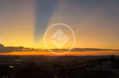 Casa a venda com 04 suítes no condomínio alpes de vinhedo codigo: 134417