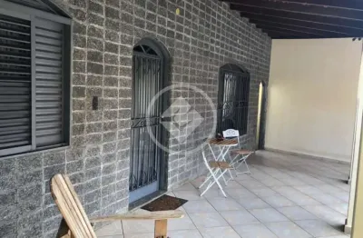 Casa térrea  a venda com três dormitórios em valinhos codigo: 100253