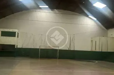 Galpão tipo ginásio – 1.000m² em terreno de 1.400m² em ótima  avenida de vinhedo codigo: 144829