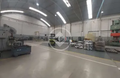 Galpão industrial com 1.977m² construídos e energia independente – valinhos/sp codigo: 146346