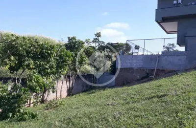 Terreno á venda no condomínio villa lombarda, bairro joapiranga de valinhos, 1000 m2. codigo: 121899