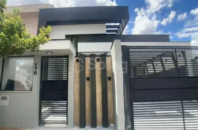 Casa térrea localizada em residencial central na cidade de vinhedo, são paulo.