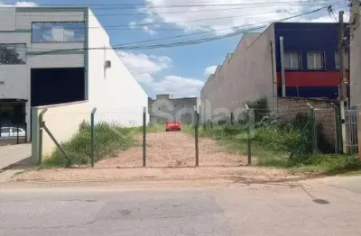 Terreno plano comercial para comprar no bairro vila joão xxiii na cidade de vinhedo, interior de são paulo.