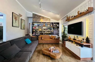 Casa à venda em condomínio fechado na cidade de valinhos, interior de são paulo