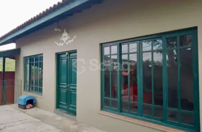 Casa à venda, 3 quartos, 1 suíte, 2 vagas, Bosque - Vinhedo/SP