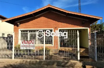 Casa à venda no centro de vinhedo, interior de são paulo.