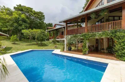 Casa para comprar em condomínio fechado, na cidade de vinhedo no interior de são paulo!