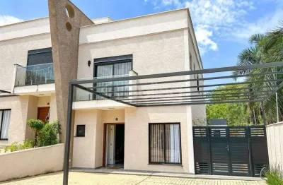 Casa em condomínio fechado à venda na cidade de valinhos, interior de são paulo