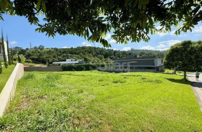 Terreno à venda no condomínio campo de toscana em vinhedo - interior de são paulo.