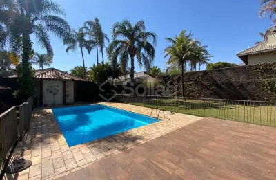 Casa com 05 quartos, sendo 02 suítes para alugar no condomínio são joaquim vinhedo.