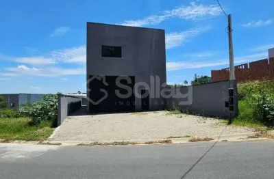 Barracão novo com 340 m2 de construção para locação em vinhedo/sp