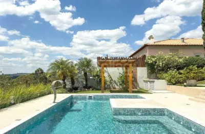 Casa para alugar com 4 suítes no condomínio campo de toscana - vinhedo - sp