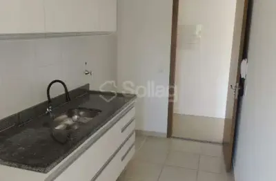 Apartamento com 2 quartos para alugar na Rua João Ferracini, Centro, Vinhedo