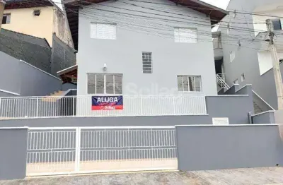 Casa para alugar com 3 quartos sendo 1 suíte no centro de vinhedo -sp