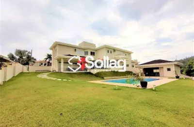 Casa à venda com 4 suítes, pomar, piscina no Condomínio Sol Vinhedo Village-Vinhedo