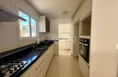 Casa para alugar com 3 suítes no Condomínio Villa Di Capri na Cidade de Vinhedo, São Paulo