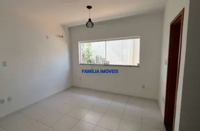 Casa em condomínio fechado com 2 quartos para alugar na dom duarte leopoldo e silva, --, marapé, santos por r$ 3.800