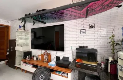 Casa em condomínio fechado com 2 quartos para alugar na Rua Dom Duarte Leopoldo e Silva, --, Marapé, Santos por R$ 5.658