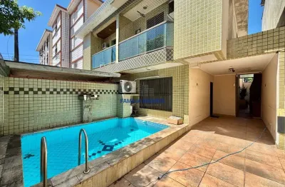 Casa em condomínio fechado com 3 quartos à venda na Rua Comendador Alfaia Rodrigues, --, Embaré, Santos por R$ 2.000.000