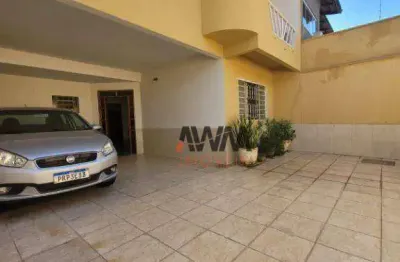 Casa com 3 quartos à venda na Avenida C 10, 1, Setor Sudoeste, Goiânia