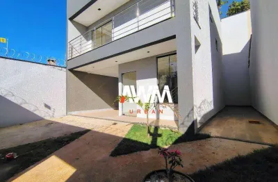 Casa com 3 quartos à venda na Rua RB 17, 37, Residencial Recanto do Bosque, Goiânia