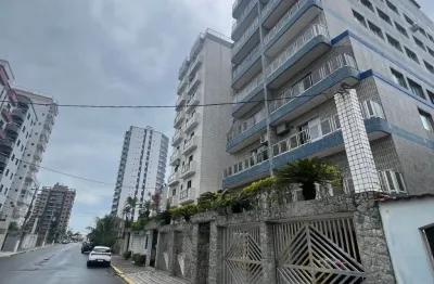 Apartamento confortável de 2 dormitórios com vaga de garagem e lazer na cobertura