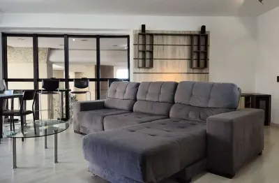 Apartamento com 3 quartos para alugar na Avenida Iguaçu, 2960, Água Verde, Curitiba por R$ 4.890