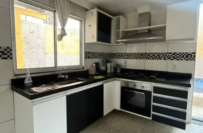 Vendo casa triplex na tabuba – a poucos metros da praia!  oportunidade imperdível