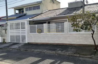 Casa para venda em palhoça, madri, 2 dormitórios, 1 banheiro, 2 vagas