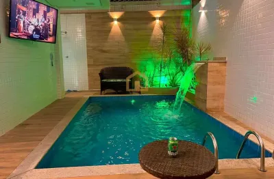 Casa sobreposta térrea com 3 suítes,  | 250m² | porteira fechada