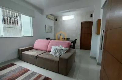 Apartamento amplo com 2 dormitórios em santos – 81m² | ótima localização!