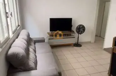 Apartamento com 2 dormitórios em ótima localização.