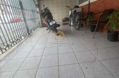 Casa à venda 2 dormitórios grandes – marapé, santos/sp