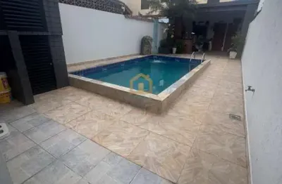Casa sobreposta alta à venda – 4 dormitórios (2 suítes) com piscina – campo grande, santos/sp