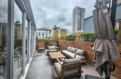 APARTAMENTO GARDEN 3 Dormitórios, sendo 2 Suítes, Porteira Fechada – 188m² –  no bairro Gonzaga - Santos/SP