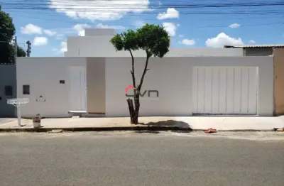 Casa com 3 quartos à venda em São Jorge, Uberlândia 