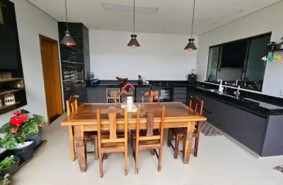 Casa à venda no Aclimação, Uberlândia 