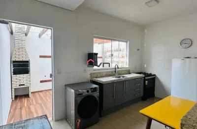 Casa duplex com 2 quartos e varanda gourmet – conforto e estilo!