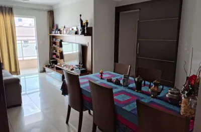 Apartamento com 3 quartos para alugar no Santa Mônica, Uberlândia 