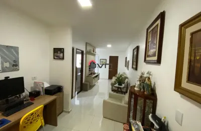 Casa localizada em condomínio fechado no bairro bosque dos buritis
