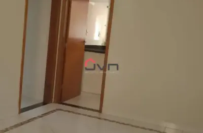 Apartamento próximo a ufu umuarama, com 02 quartos, 01 suíte.