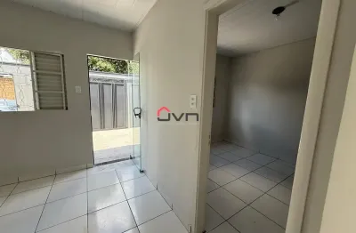 Casa com 2 quartos à venda na Rua Izaias Gabriel dos Santos, 175, Tocantins, Uberlândia