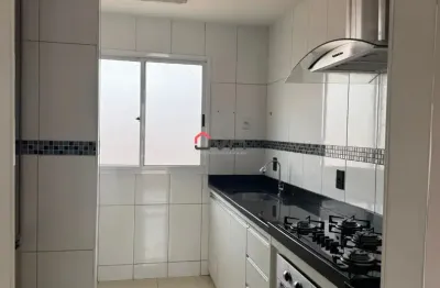 Apartamento a venda em ótima localização!  Contando com 2 quartos sendo um suíte, sala ampla com sacada, cozinha, banheiro social, área de serviço e uma vaga de garagem.    Agende sua visita e venha c
