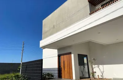 Casa com 3 quartos à venda na Avenida Das Laranjeiras, 3000, Jardim Morumbi, Londrina