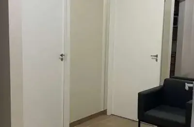 Sala comercial para alugar na Avenida Lúcia Helena Gonçalves Vianna, 865, Jardim Pacaembu, Londrina
