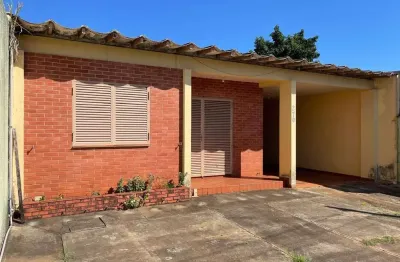 Casa com 3 quartos à venda na Rua Tremembés, 270, Vila Casoni, Londrina